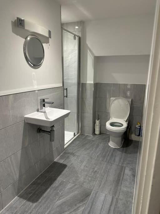 1 bed spacious flat in Essex Apartment in Brentwood
