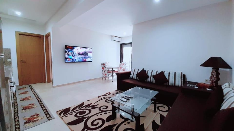 Le Spacieux de Gueliz avec Piscine et Terasse Apartment in Marrakesh