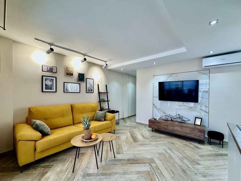 TV and multimedia, Living room