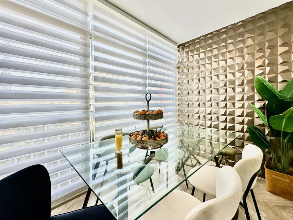 Balcony/Terrace, Dining area