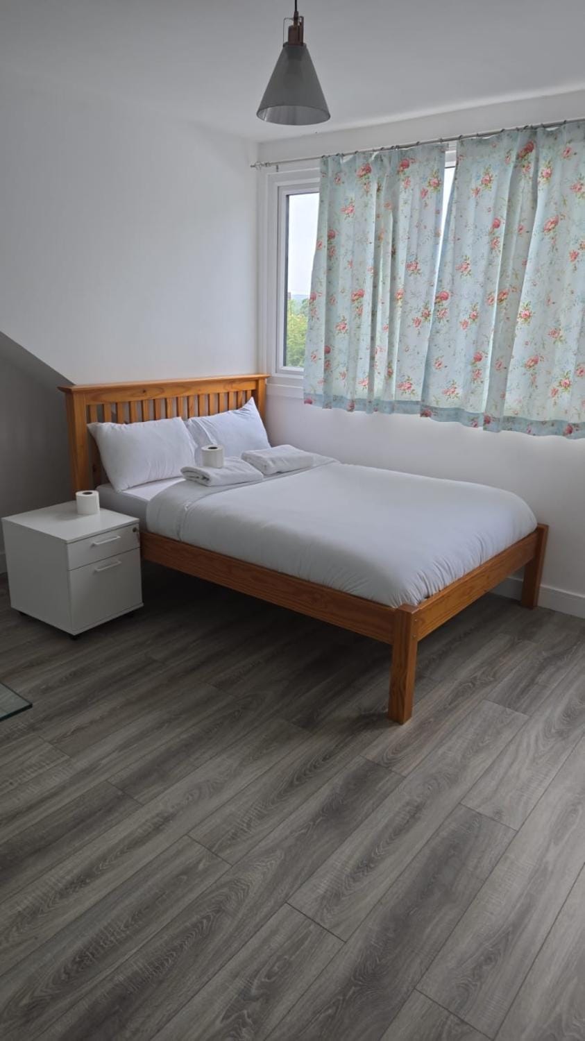 Fairestone House Bed and Breakfast in Leicester