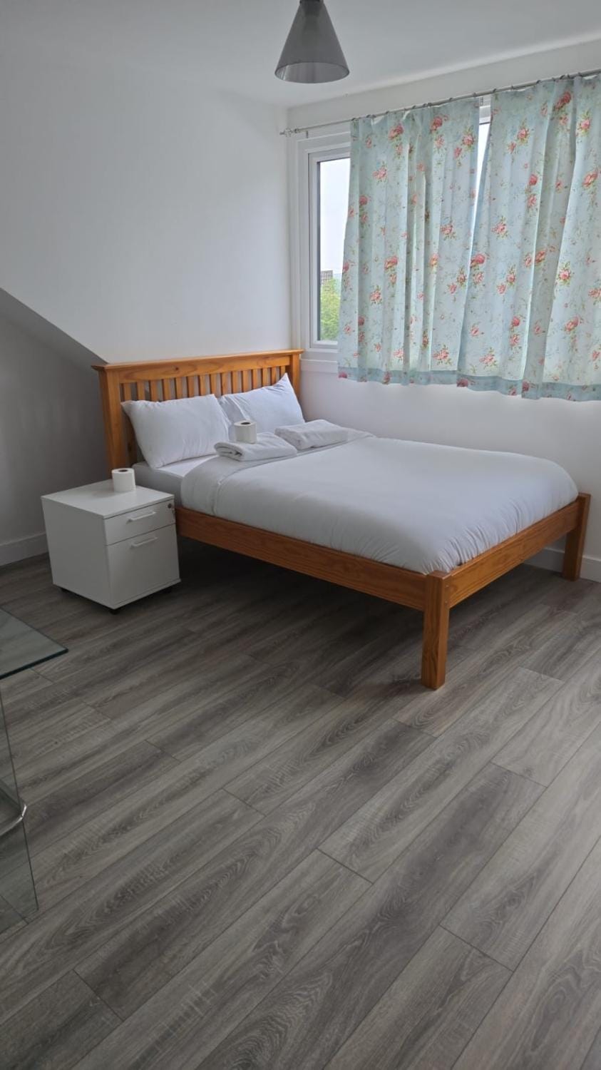 Fairestone House Bed and Breakfast in Leicester