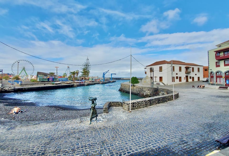 Nearby landmark, Beach