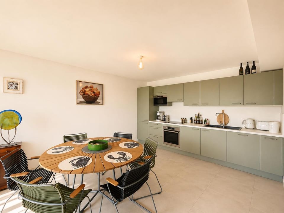 Grand appartement avec vue mer panoramique Apartment in Calvi