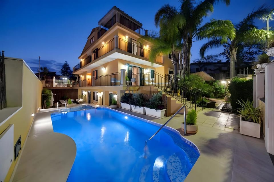 Property building, Swimming pool