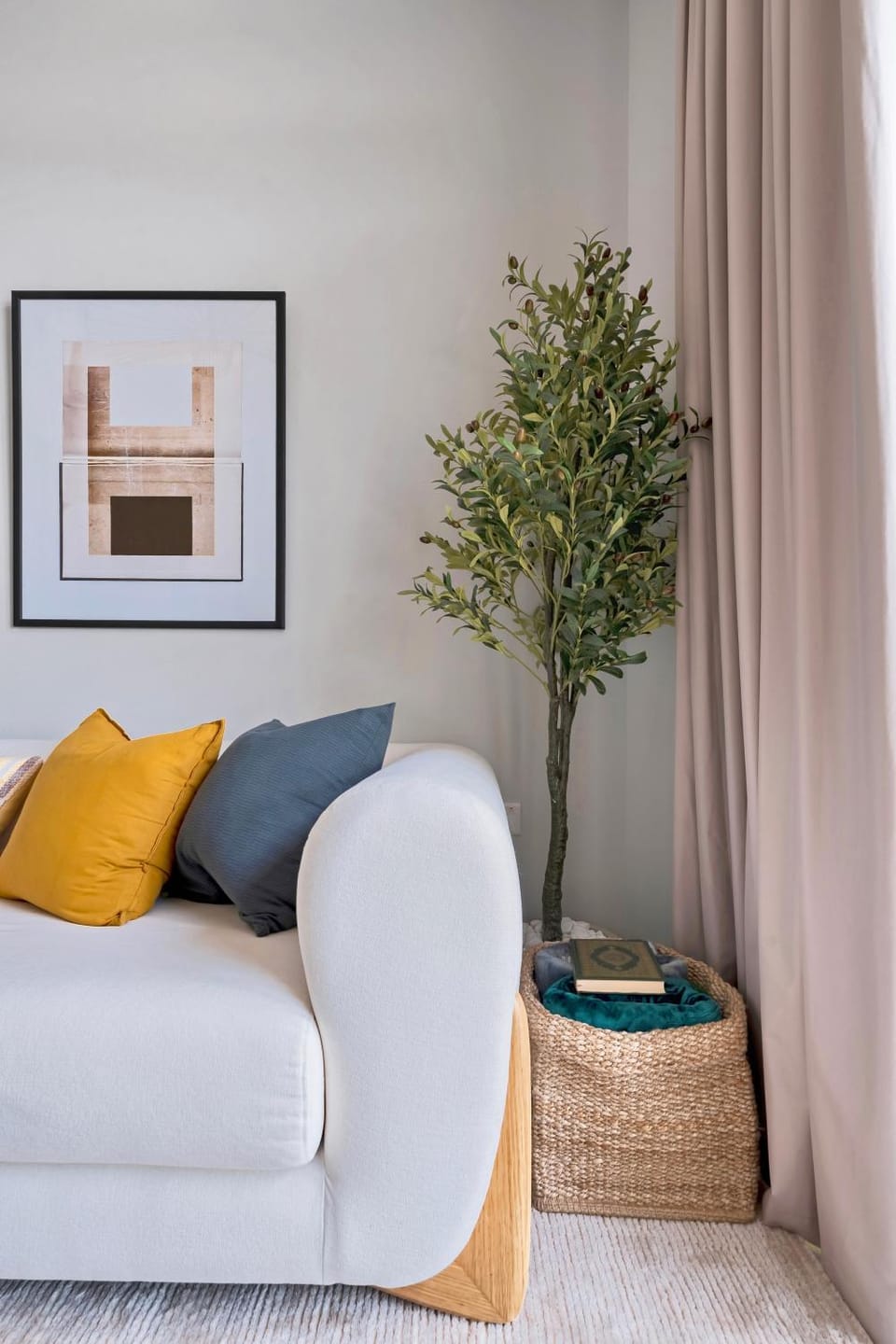 Living room, Seating area