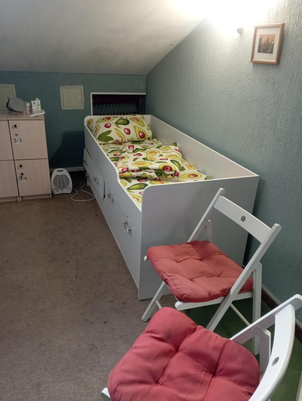 Bed, Photo of the whole room