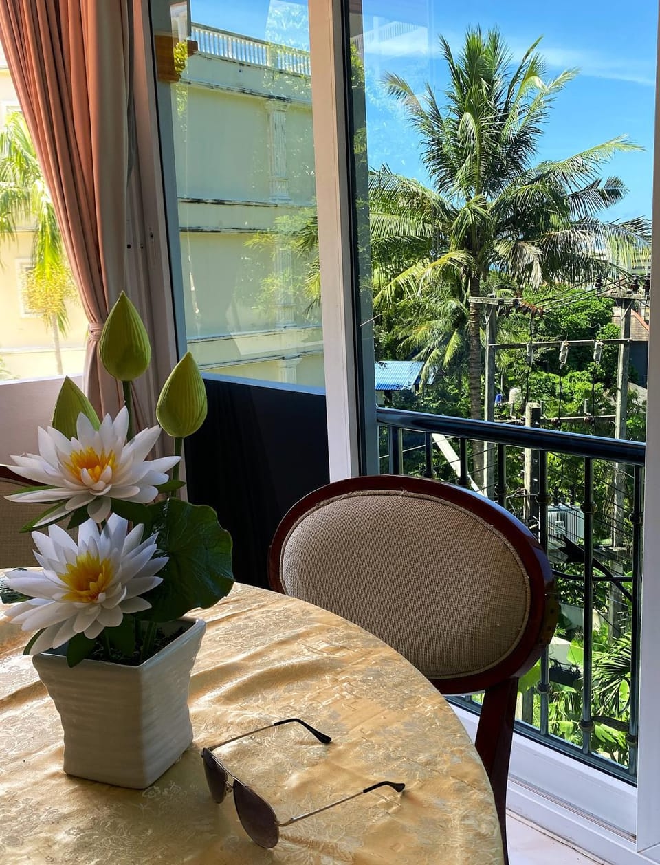 BOUTIQUE-VILLA with Suites & Rooms Hotel in Phuket