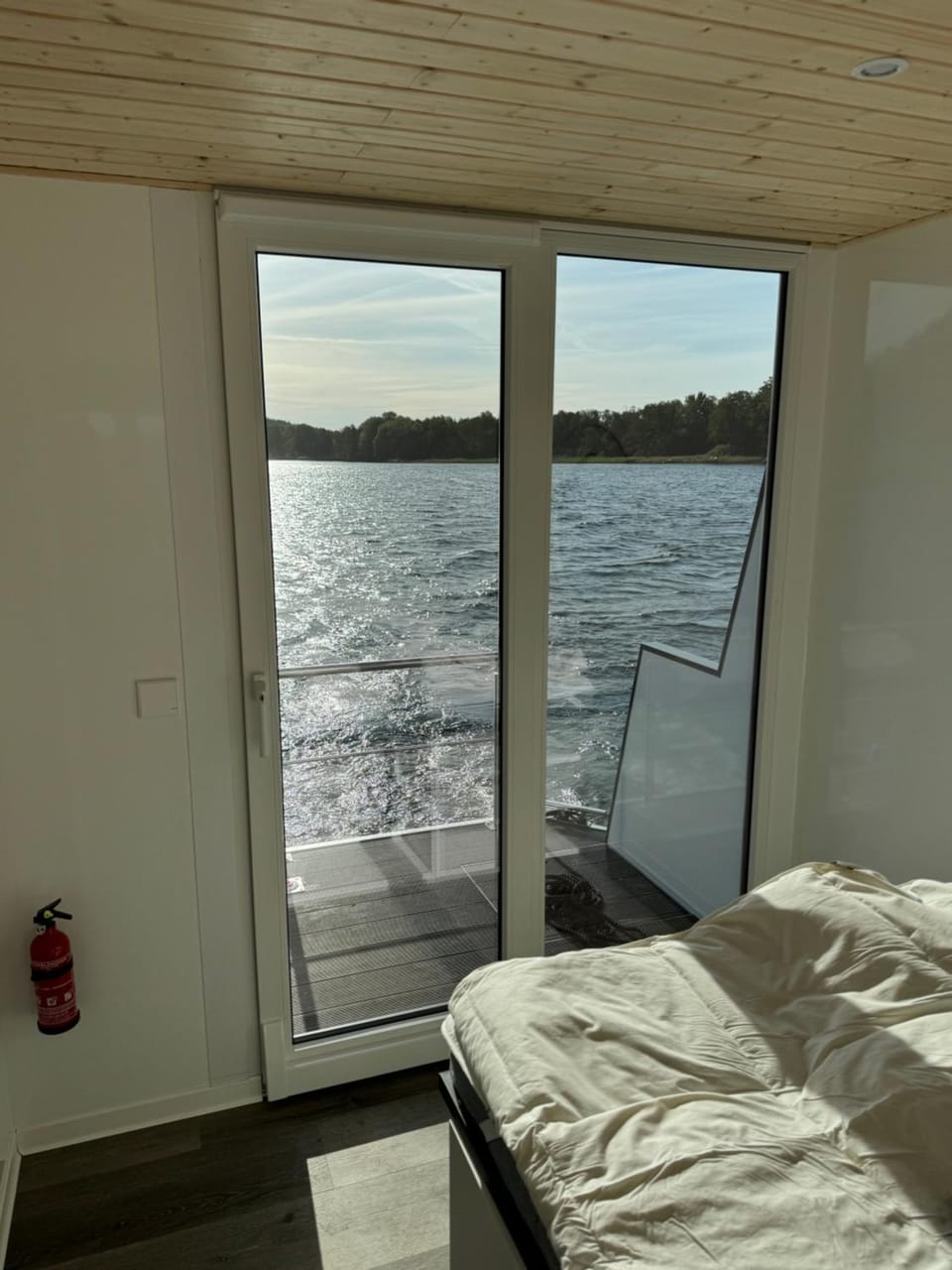 Vindua Pape - Festlieger Docked boat in Schwerin