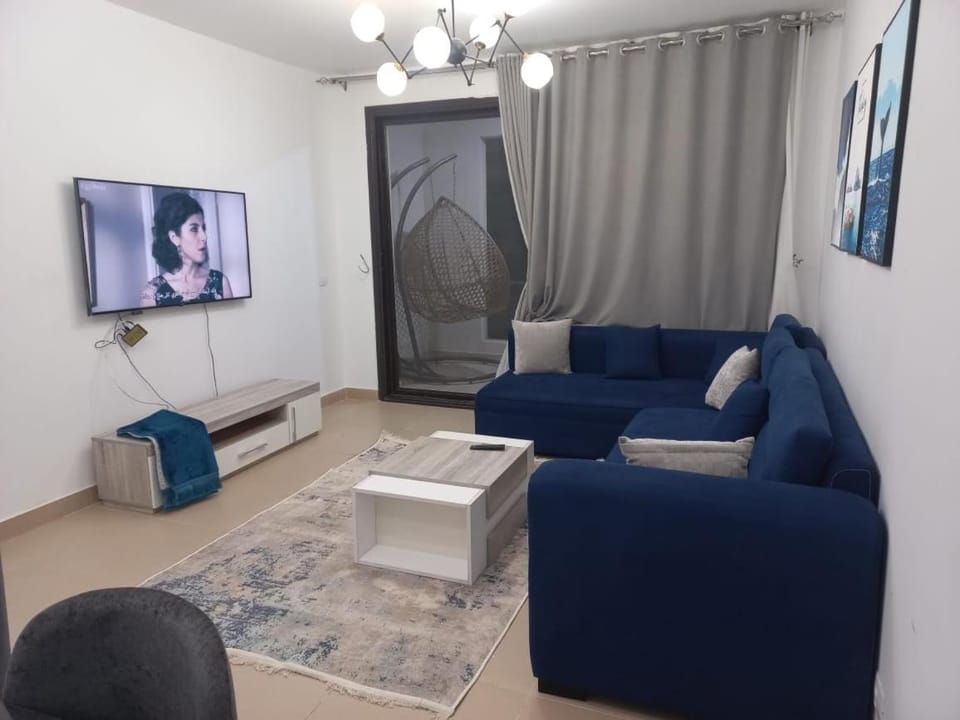 Swing at Cecile 2 bedroom, Azha, by Little Hut Vacations Apartment in Egypt