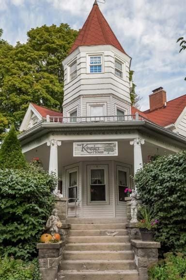 Kingsley House Bed & Breakfast - Full Home Bed and Breakfast in Fennville
