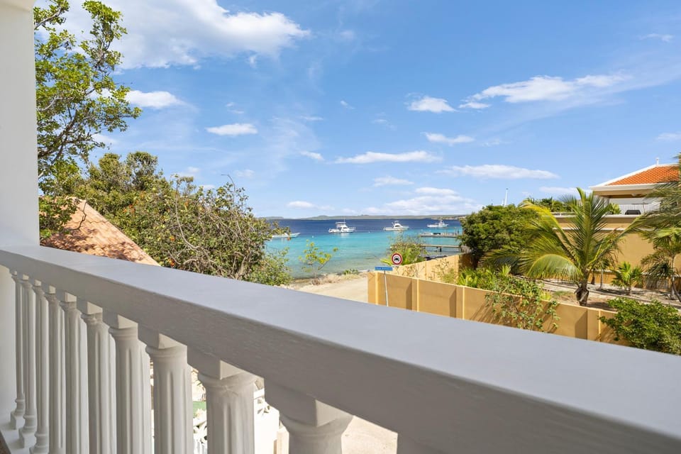 View (from property/room), Balcony/Terrace, Sea view