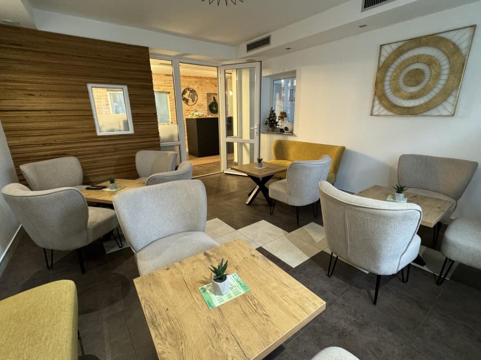Property building, Seating area