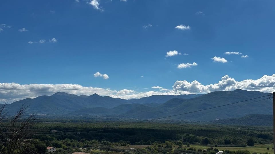 Nearby landmark, Day, Natural landscape, View (from property/room), View (from property/room), Mountain view, Mountain view