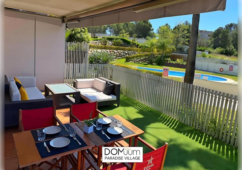Garden view, Swimming pool