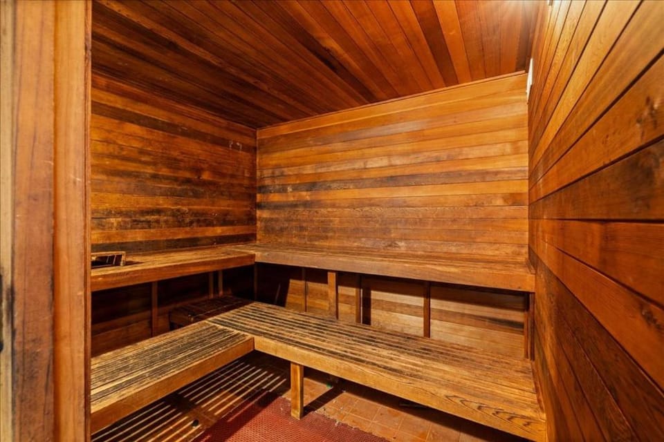 Charming Condo near Navajo Lift Apartment in Brian Head