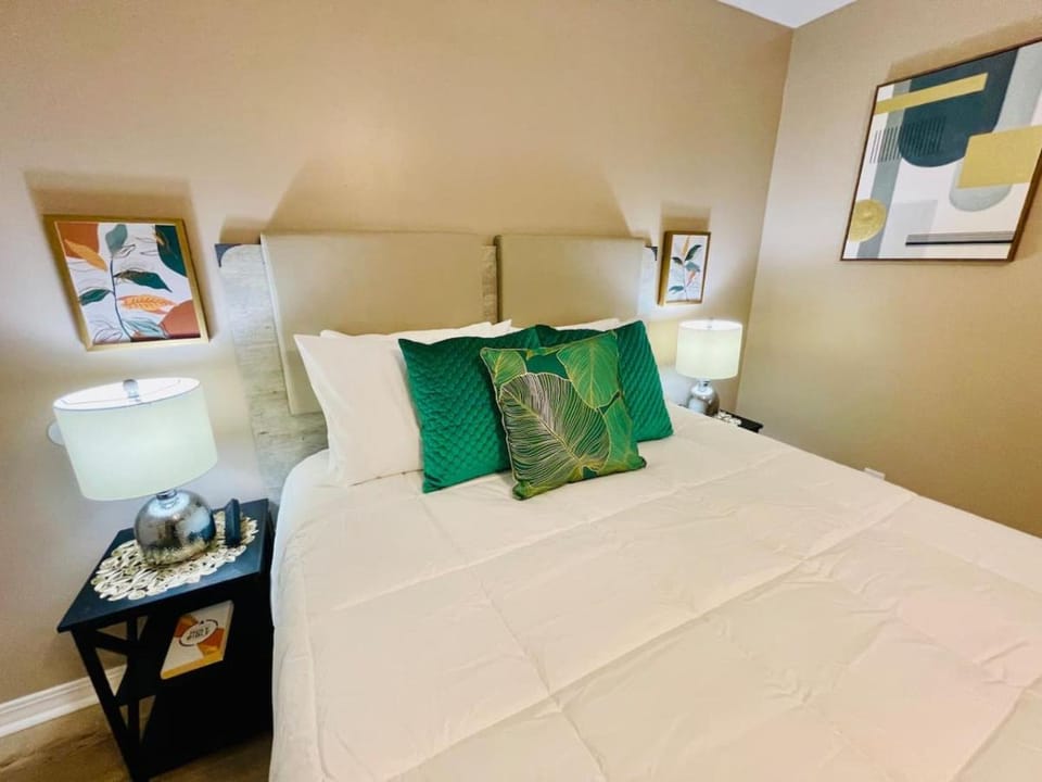 Eastgate 5A Cozy family retreat close to downtown Hammond Apartment in Hammond