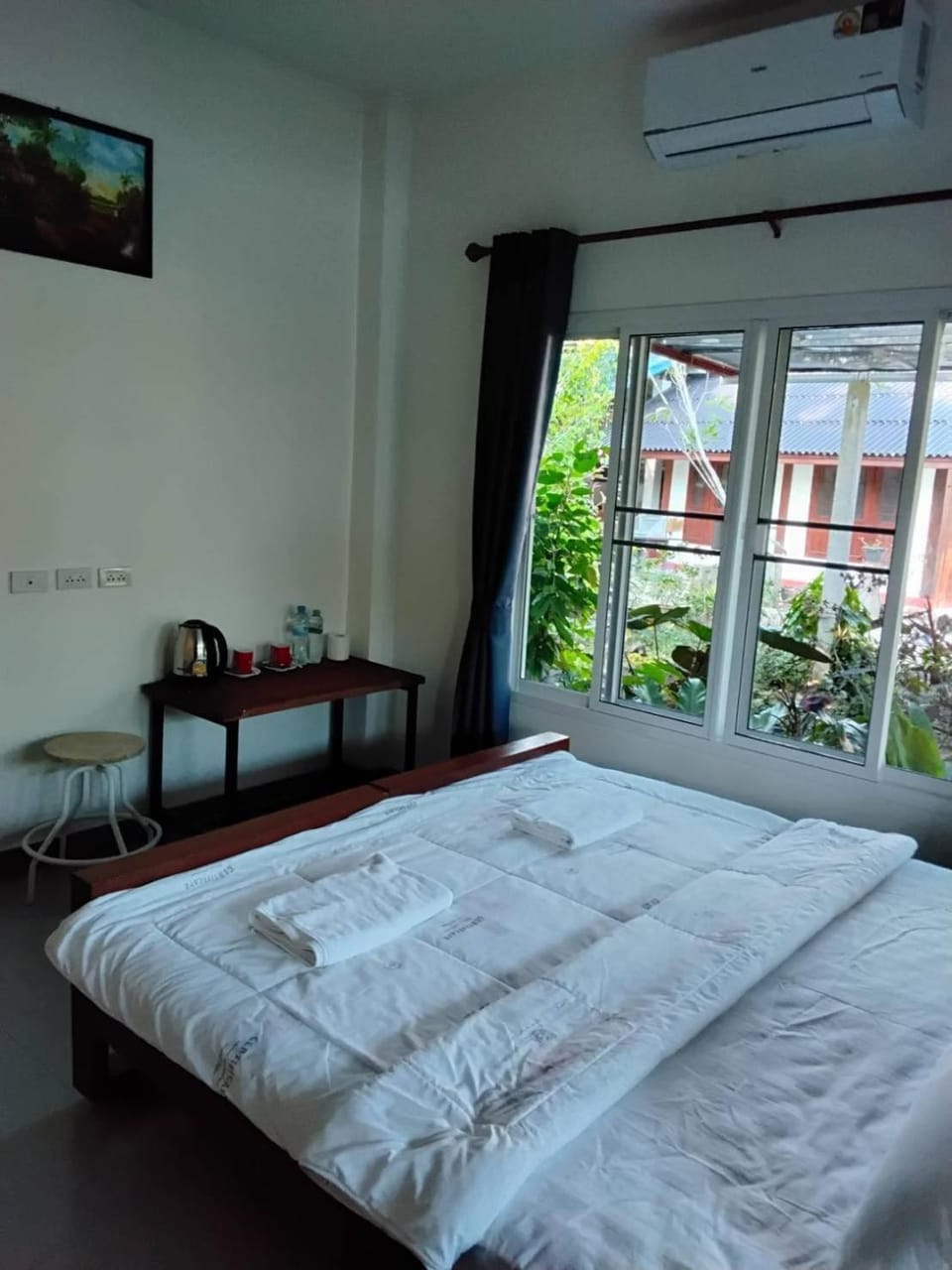Photo of the whole room
