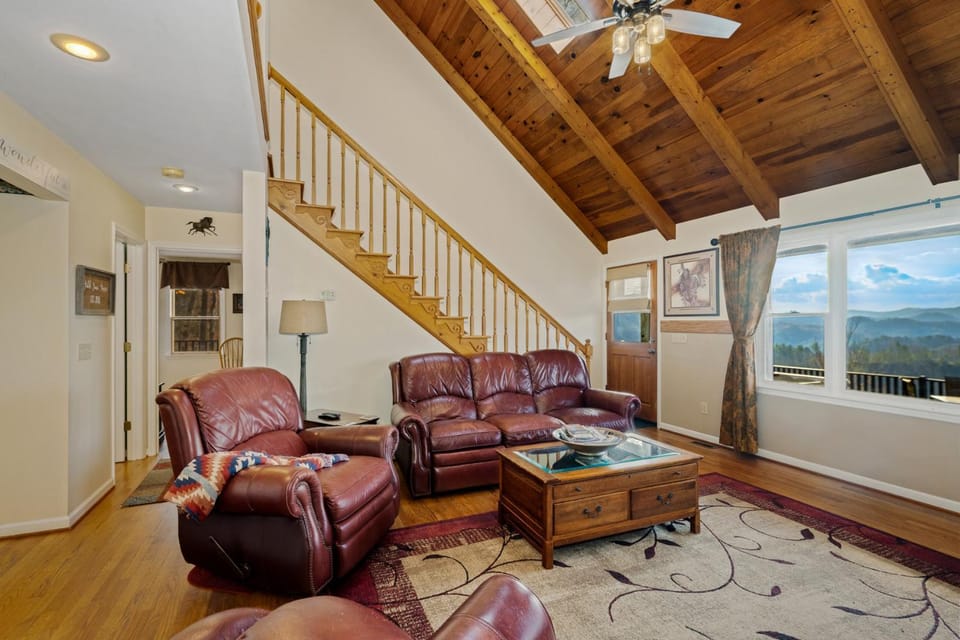 Hold Your Horses House in Watauga