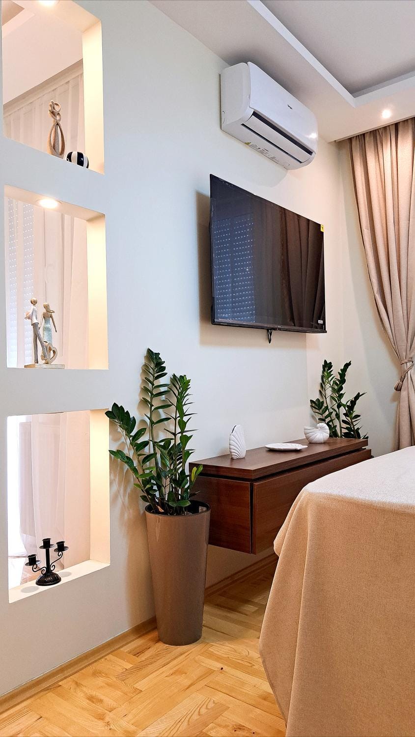 TV and multimedia, Evening entertainment, air conditioner