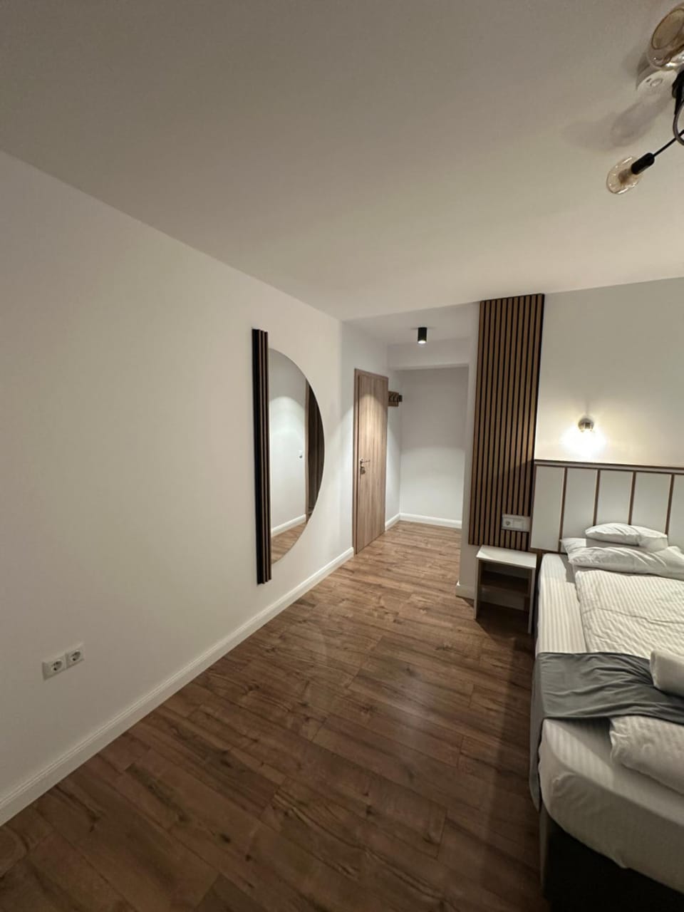 Bed, Living room, Photo of the whole room, Bedroom