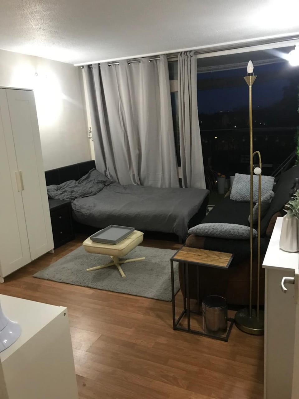 BIG Double Room And Balcony View Bed and Breakfast in City of Westminster