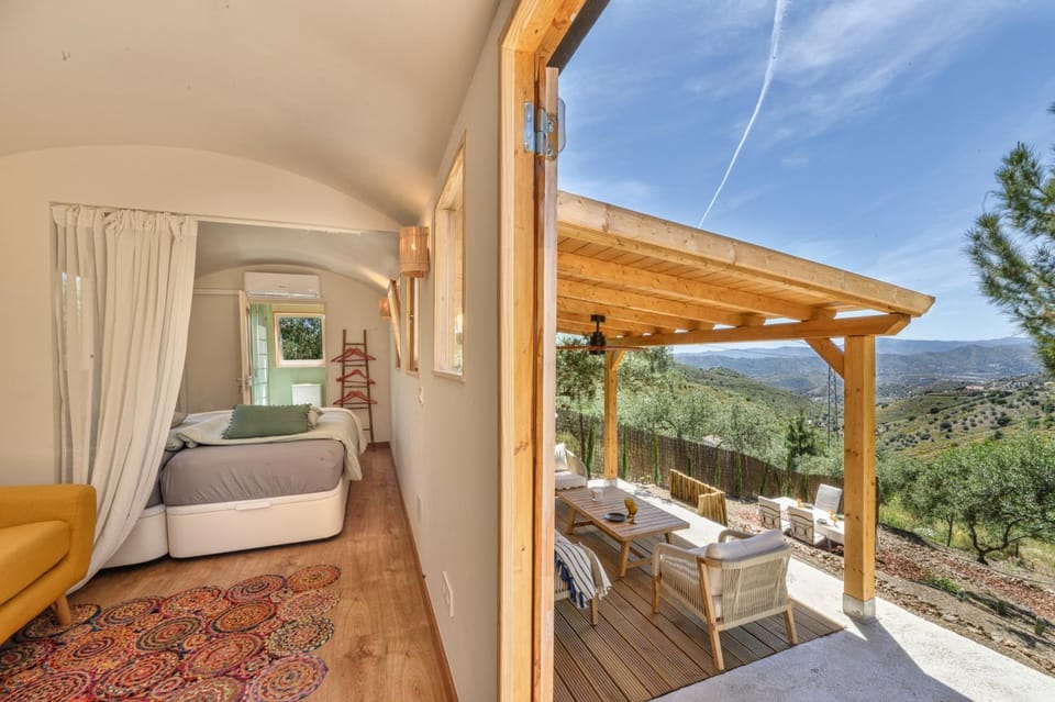 Patio, Bed, Balcony/Terrace, Bedroom