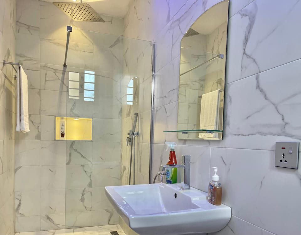 Shower, Bathroom