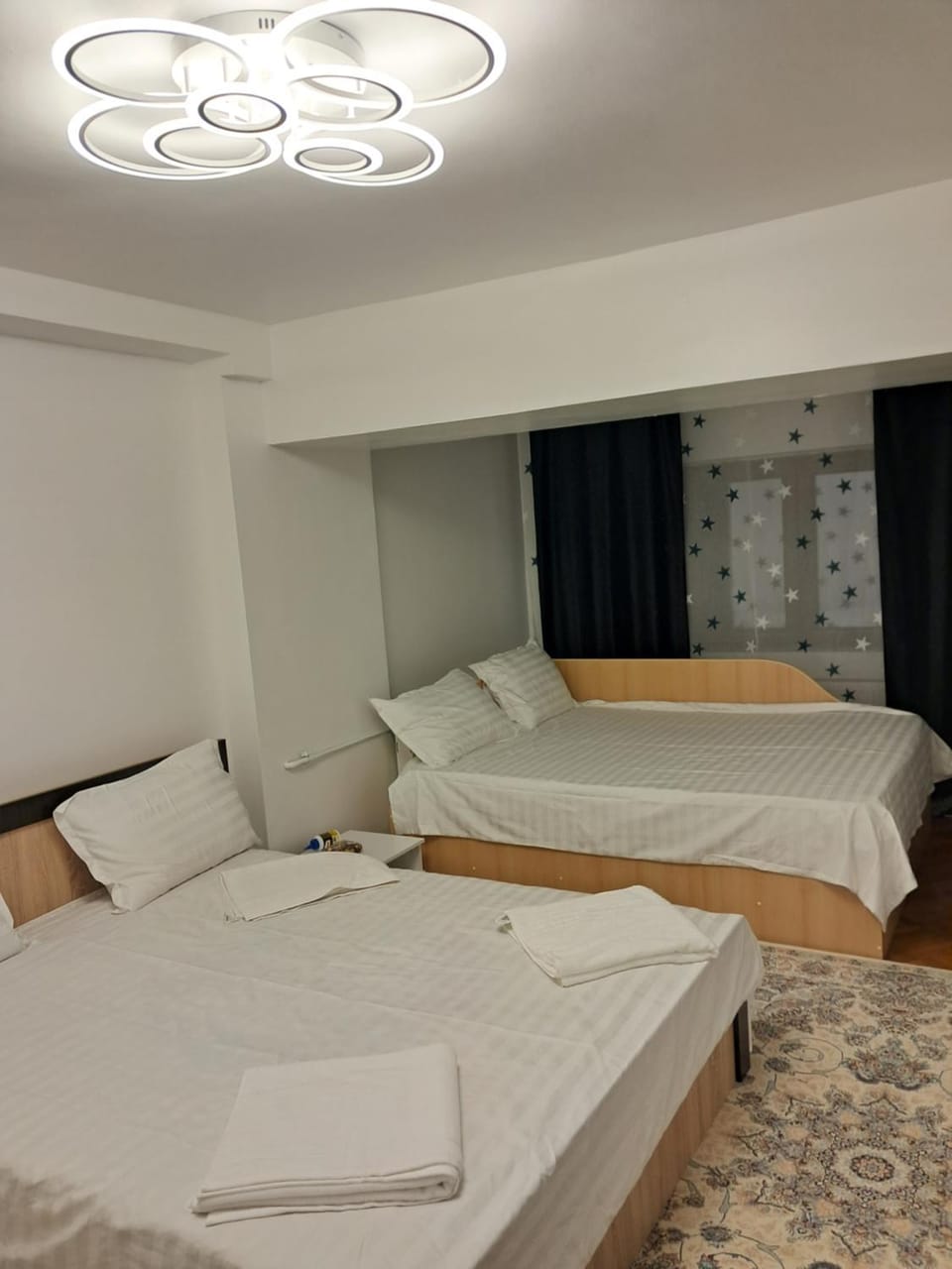 Popei Marinarul fara santieristi si petrecareti Apartment in Romania