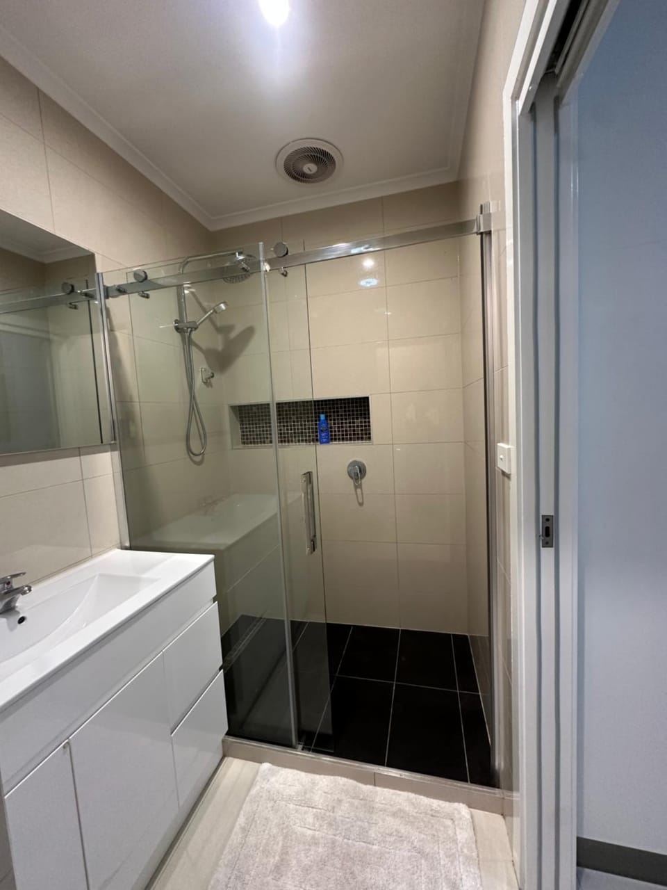 Guest Room in Joan Vacation rental in Melbourne