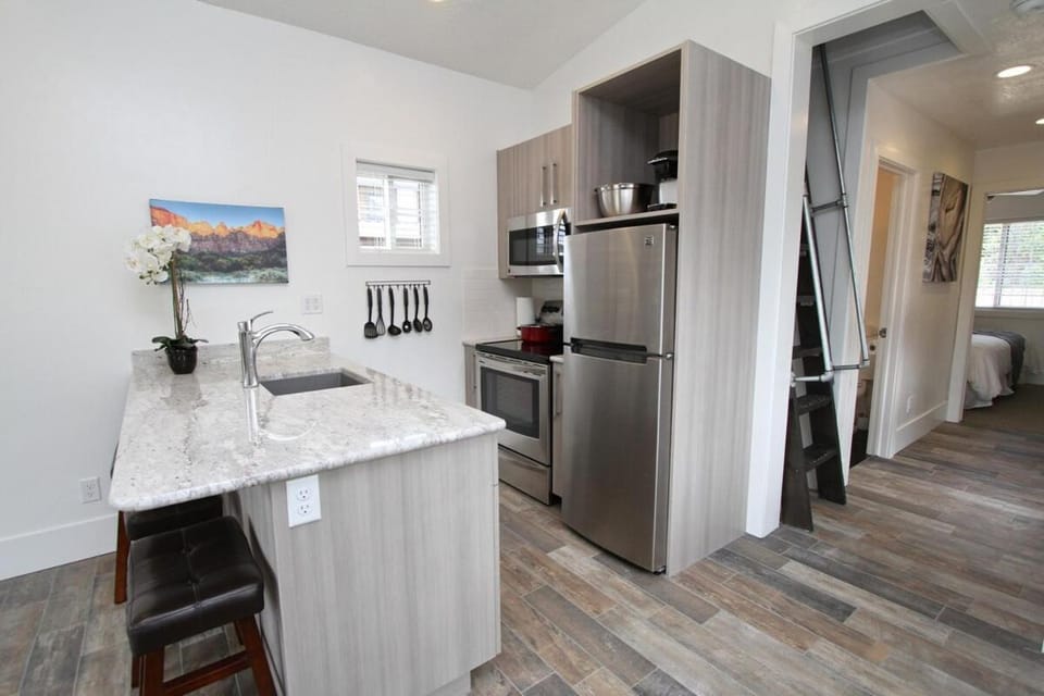 Tiny House #4 House in Orderville