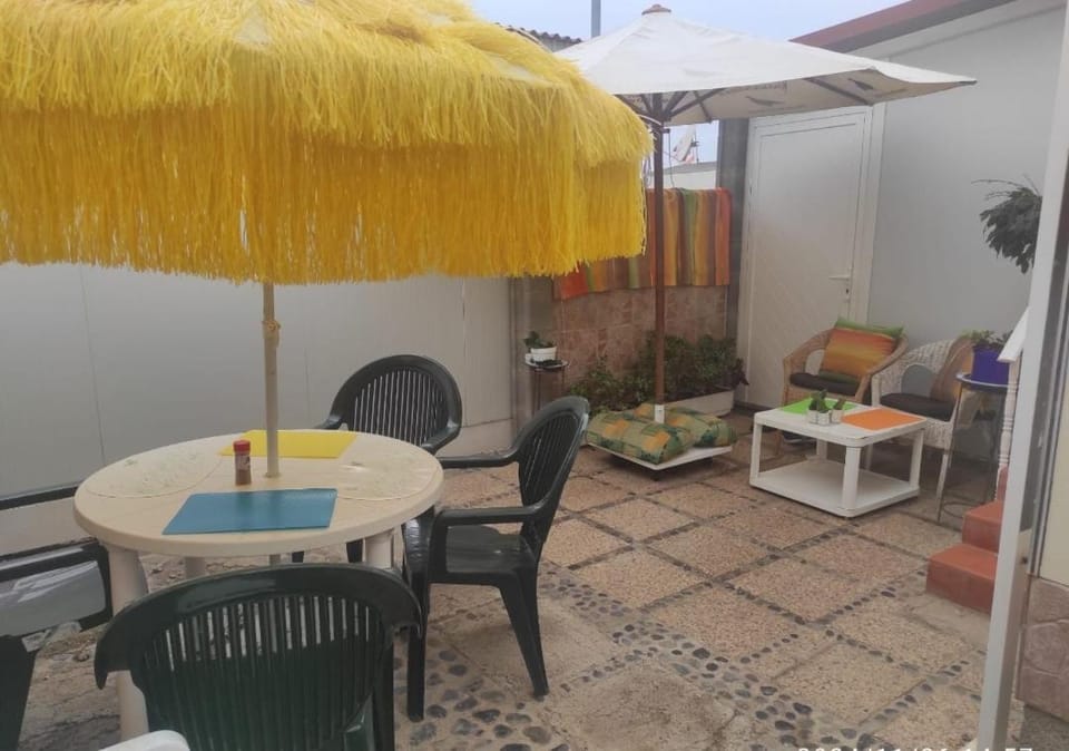 Piscina club pasito blanco Apartment in Comarca Sur