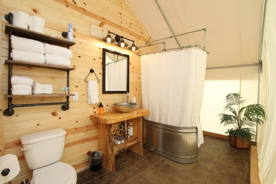 Glamping Tent #2 with Heat AC and Private Bath Luxury tent in Orderville
