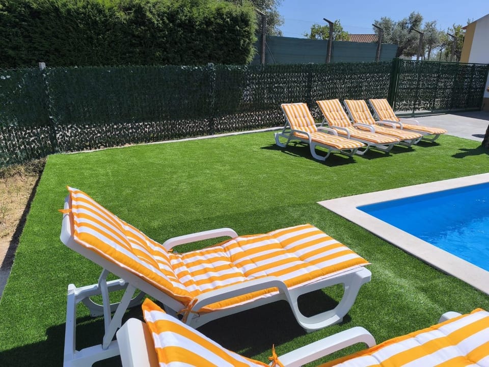 Garden, Swimming pool