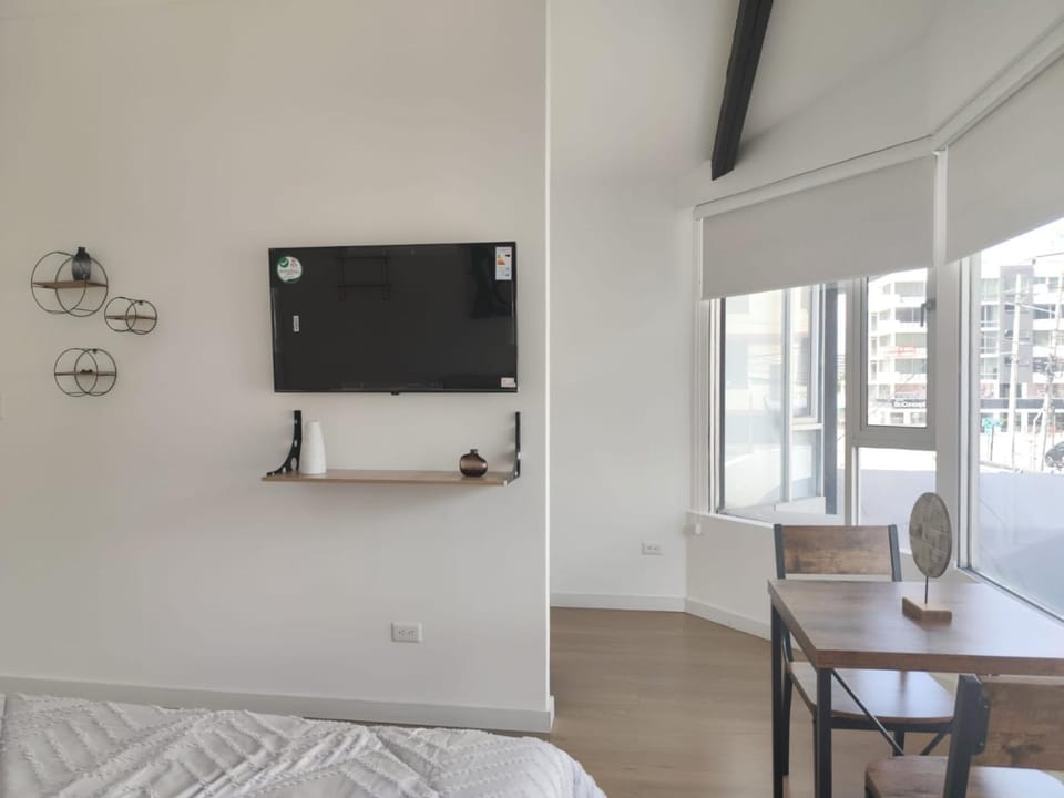 Suites & Estudios Inglaterra II Apartment in Quito