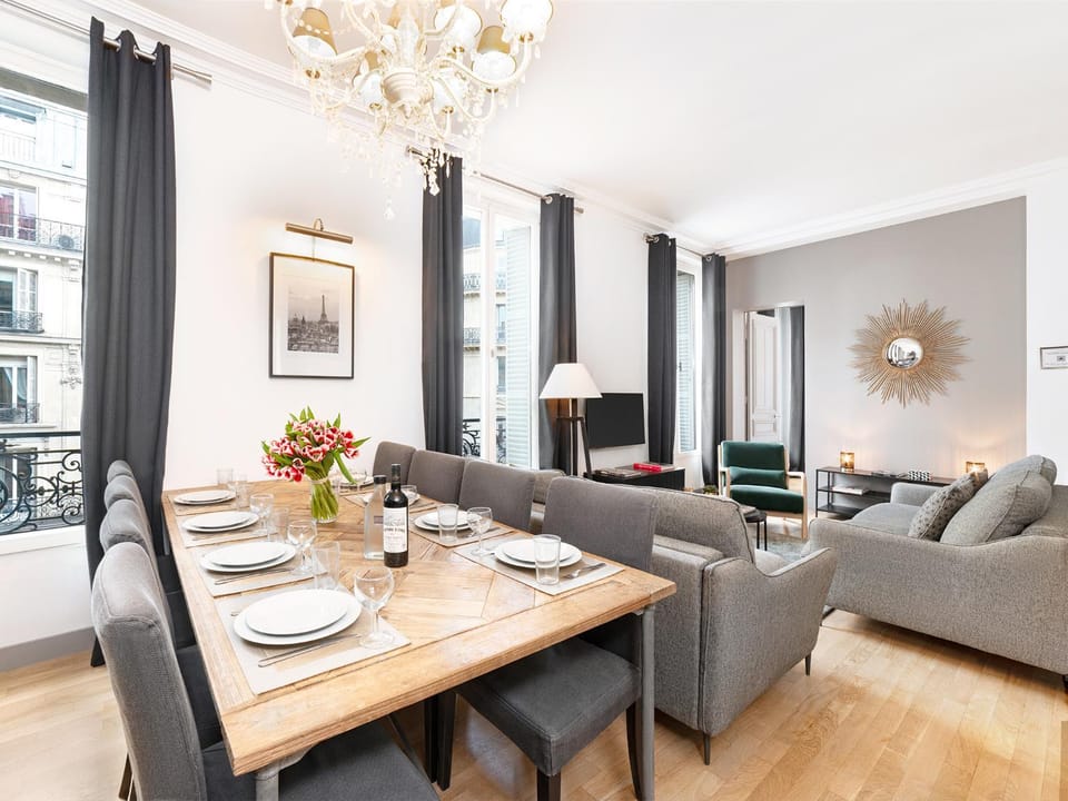 LivinParis - Luxury 3 Bedrooms Le Louvre I Apartment in Paris