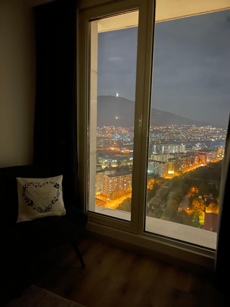 Night, Bird's eye view, View (from property/room), View (from property/room), City view, City view, Garden view, Garden view, Landmark view, Landmark view, Mountain view, Mountain view, River view, River view, Street view, Street view, Quiet street view, flat iron, heating, internet, towels