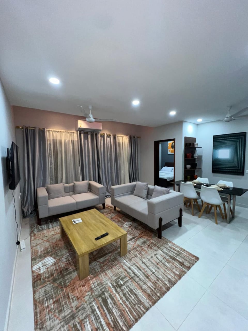 Living room, Seating area