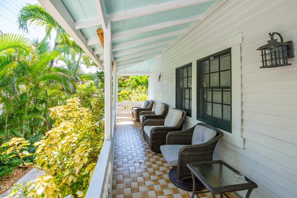 Garden Of Roses - Monthly Rental House in Key West