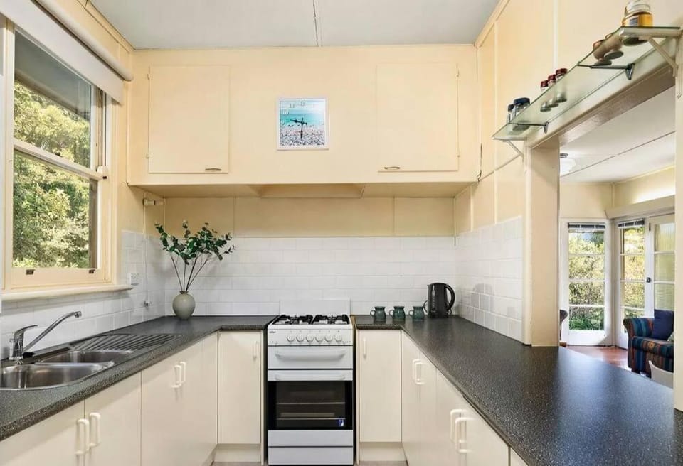 Kitchen or kitchenette, stove