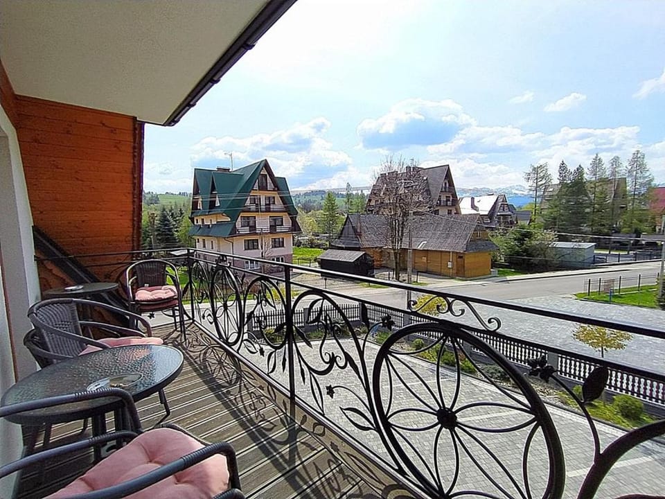 Góralski Dworek Vacation rental in Lesser Poland Voivodeship