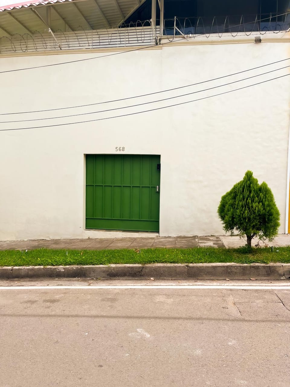 Facade/entrance, Parking