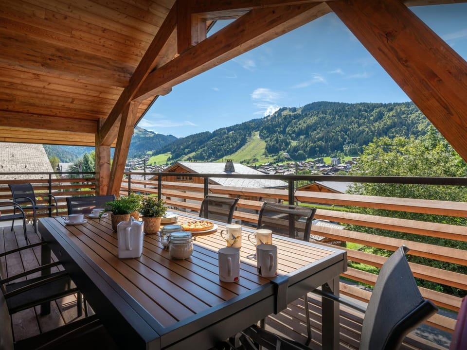 Natural landscape, Balcony/Terrace, Mountain view