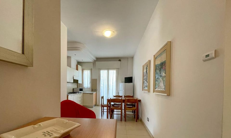 Bed, Kitchen or kitchenette, Living room, Photo of the whole room, Seating area, Dining area, Bedroom