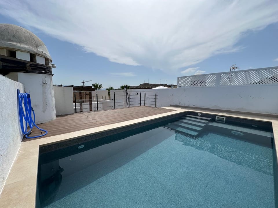 Balcony/Terrace, Pool view, Swimming pool