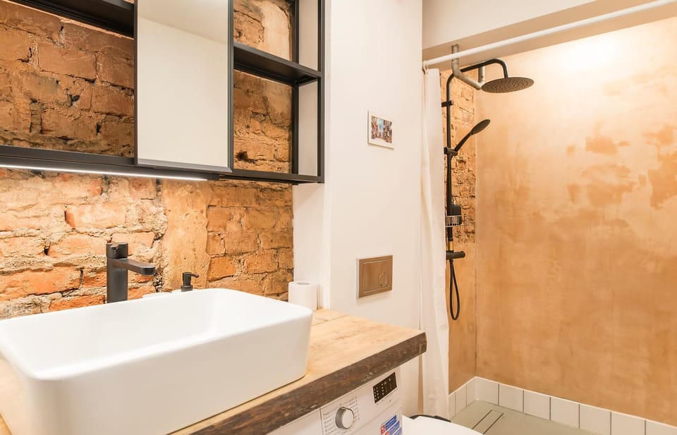 Shower, Bathroom