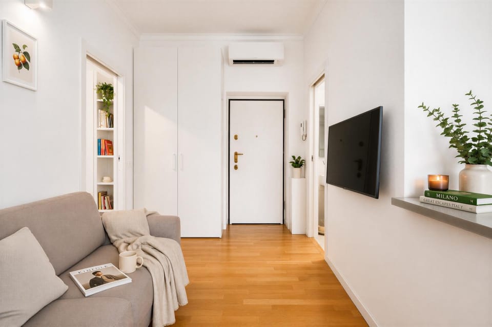 Lux Navigli Center Milan Apartment in Milan