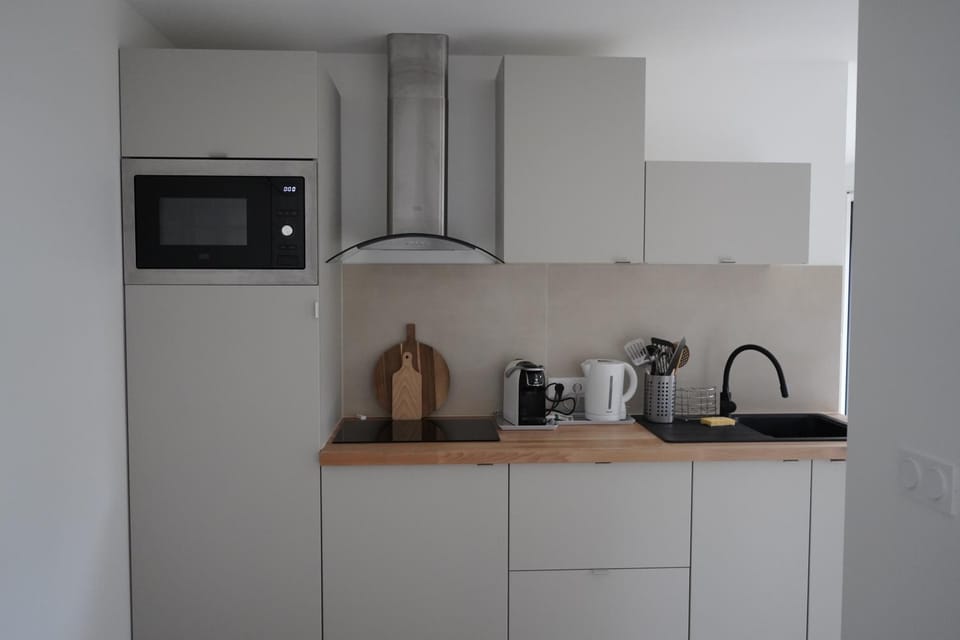 Coffee/tea facilities, Kitchen or kitchenette