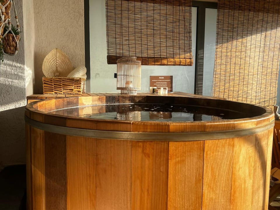 Hot Tub, Balcony/Terrace, Spa and wellness centre/facilities
