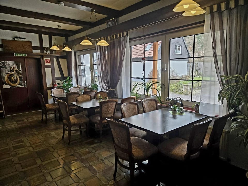 Banquet/Function facilities, Seating area